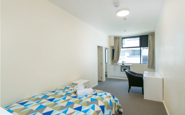 Hobson Lodge - Hostel