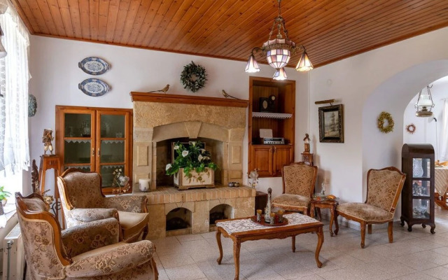 Galini Traditional House