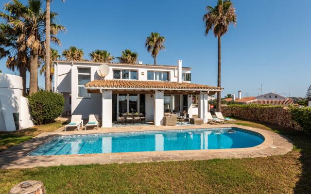 VILLA ROXANA in Es Castell