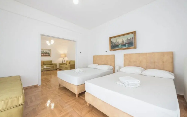 Victoria Majestic Suites Apartments
