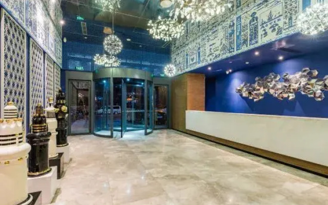 Orange Hotel (Wuxi Oufeng Street Huishan Ancient Town Branch)