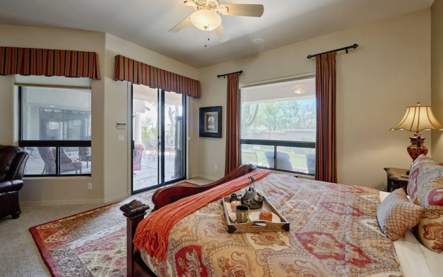 Valley View Villa - Private Pool - Hidden Bedroom