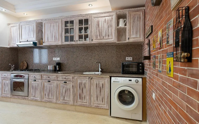 Luxury Two Bedrooms Apartment - Best Location