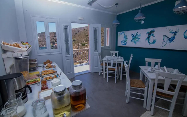 Niriides Hotel & Apartments