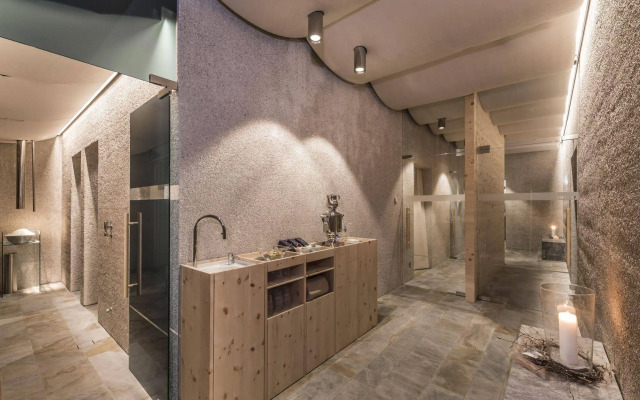 La Paula Apartments & Suites