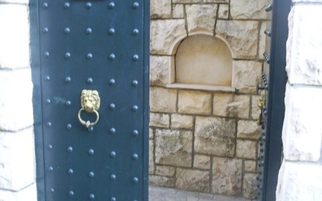 Sea View West Room With Bath, Kitchen, Yakuzzi on Terrace