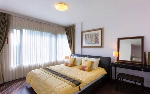 Baan Sanpluem - Beachfront