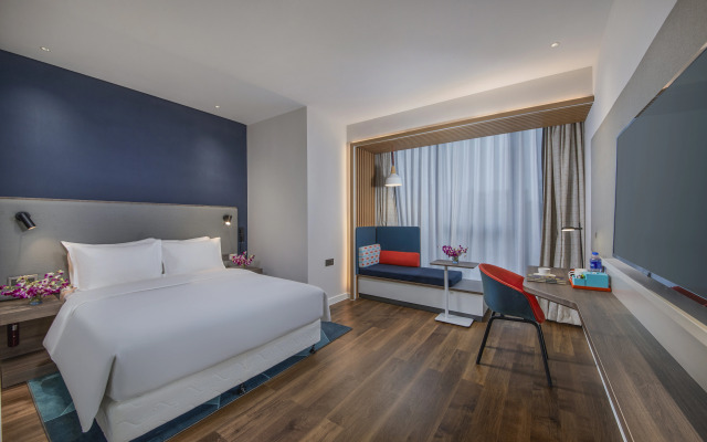 Holiday Inn Express Shanghai Xuhui Binjiang by IHG