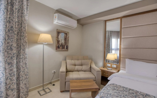 Nozol Pyramids Hotel