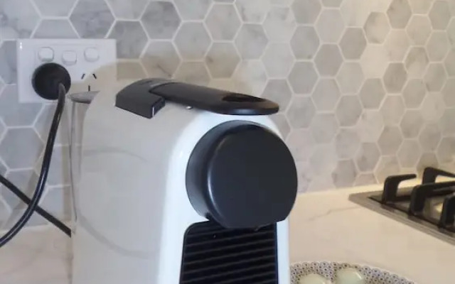 Whitehorse Towers Self Service Apartment