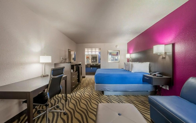 Stratford House Inns - Edmond