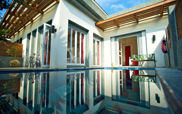 Papago International Resort