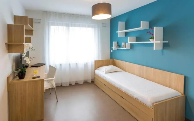 Nemea Appart Hotel Elypseo Strasbourg Port