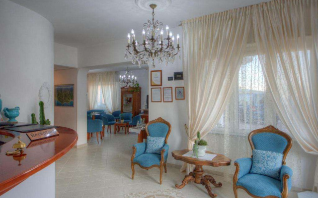 Hotel Noris