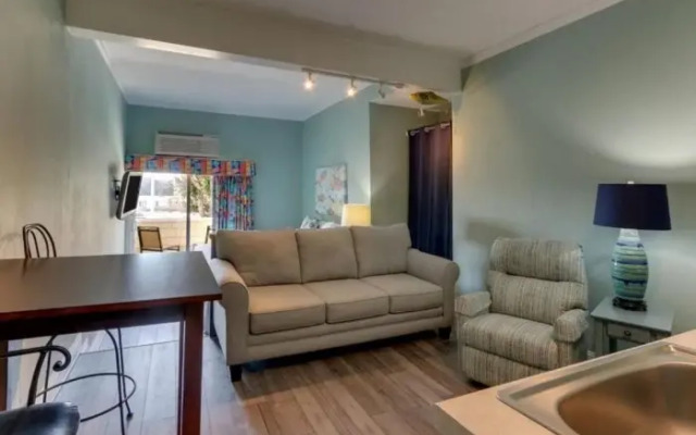 Palm Suites