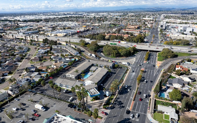 The Buena Park Hotel & Suites