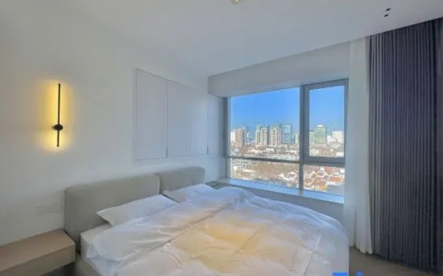 Shanghai Z·Home Homestay (Riyueguang Bojue Ju Branch)