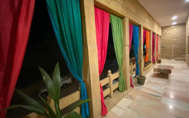 Hotel Golden Safari