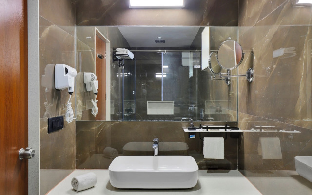 Goverdhan Greens Resort Dwarka