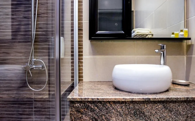 Home Residence Hotel