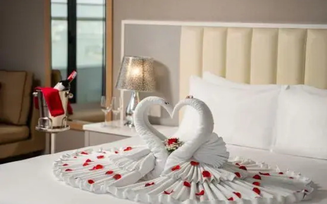 DeLaSea Ha Long Hotel