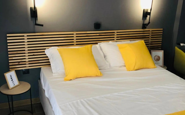 Metropolitan Complex Suite 2@faliro