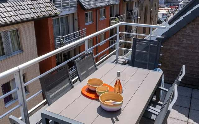 Centrally Located Apartment With Sunny Terrace