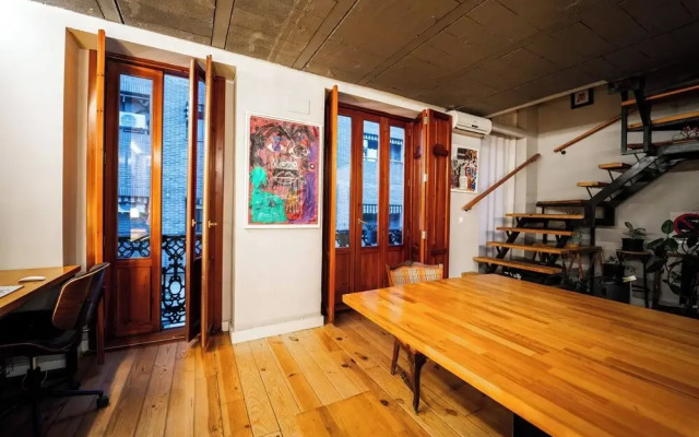 Duplex Loft And Home Office 140m2 Plus a 70m2 Terrace