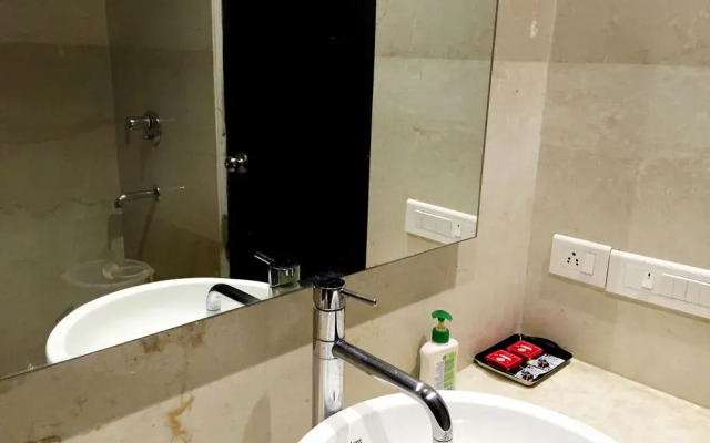 OYO Rooms Cyber City Oakwood