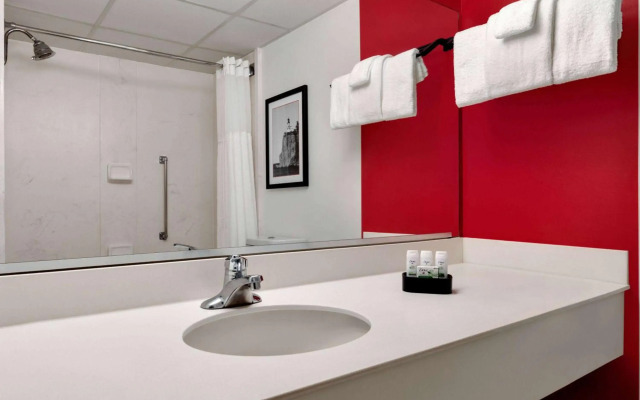 The Hotel @ Fifth Avenue