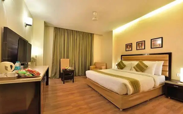 Fabhotel Prime Westend Inn