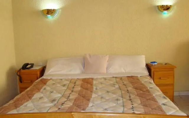 Ninzi Hill Hotel