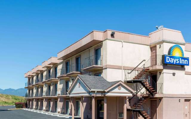 Days Inn by Wyndham Medford