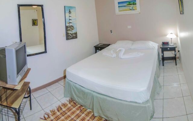 Lauras House B&B