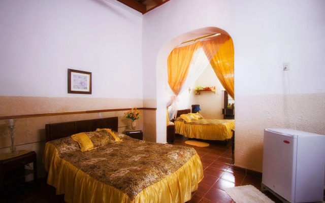 Casa Colonial Betty Saavedra