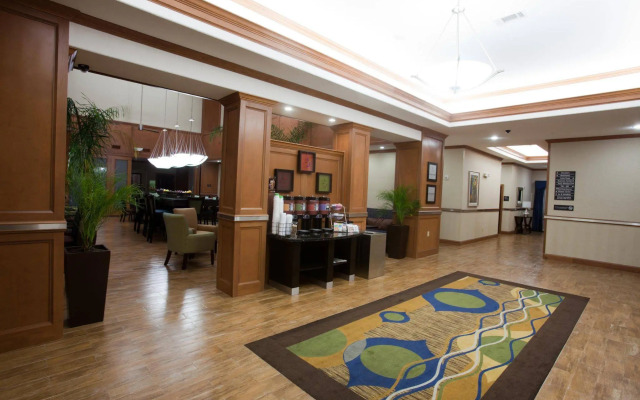 Hampton Inn & Suites Dallas I-30 Cockrell Hill