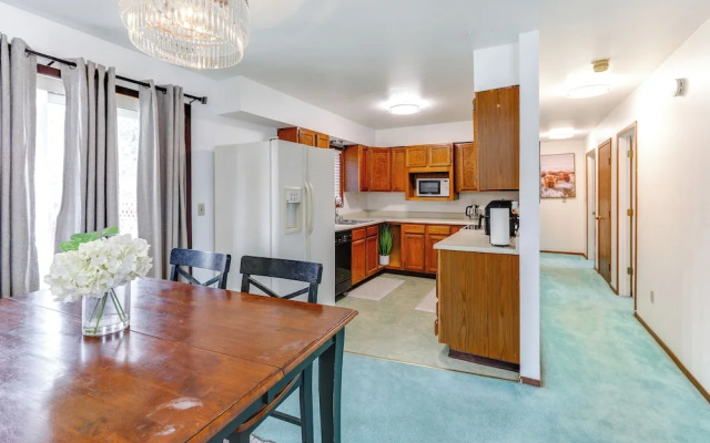Near Dtwn & Pioneer Park: Fairbanks Home w/ Deck!