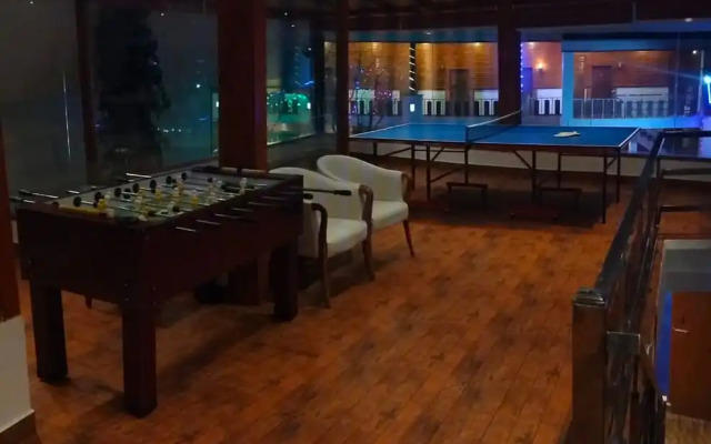 TreeHouse Chail Villas