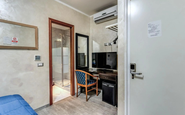 Hotel Family House