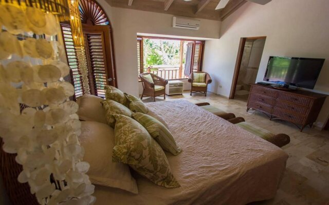 Villa Las Piñas