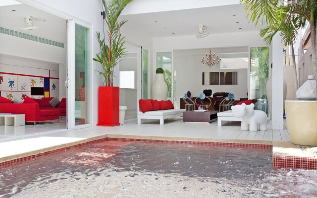 Majestic Design Villa