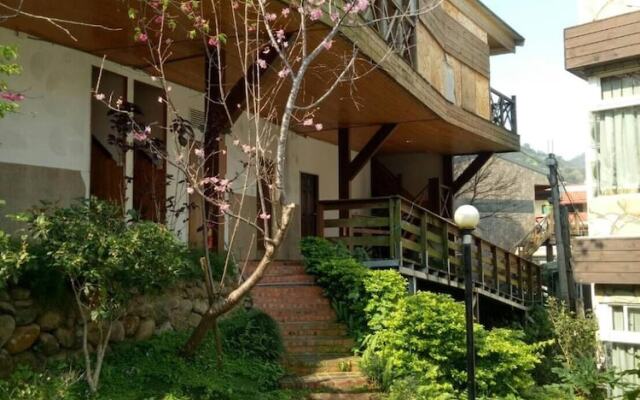 Chi Meng Rou Holiday Villa