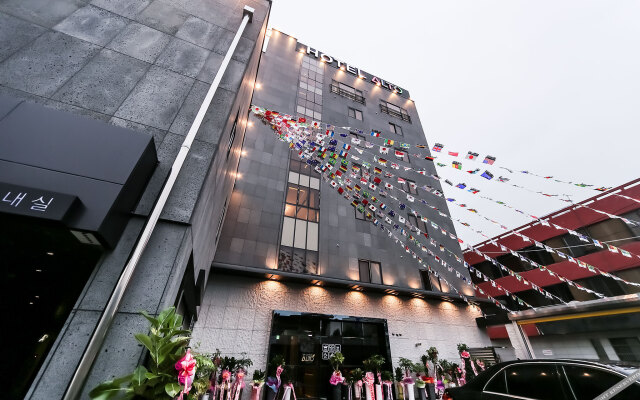 Yeongju Hotel