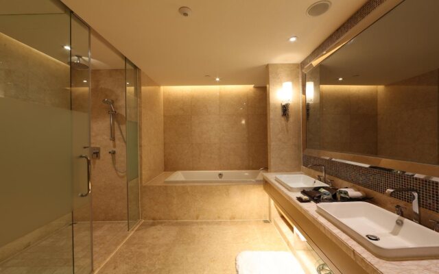 Renaissance Chengdu Hotel