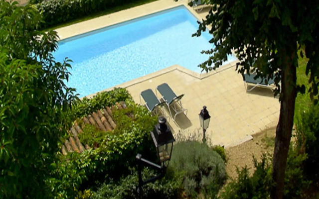 Les Hautes Roches