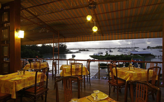 Azure Beach Boutique Hotel