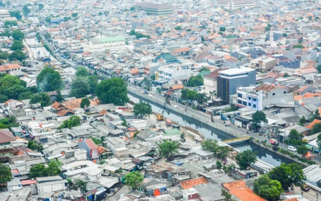 Strategic 2BR City View Grand Palace Kemayoran Apartment By Travelio