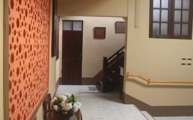 Pachkit House