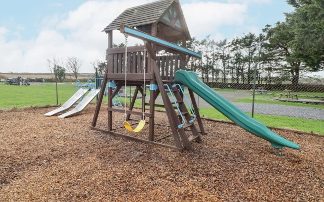 48 Gower Holiday Village