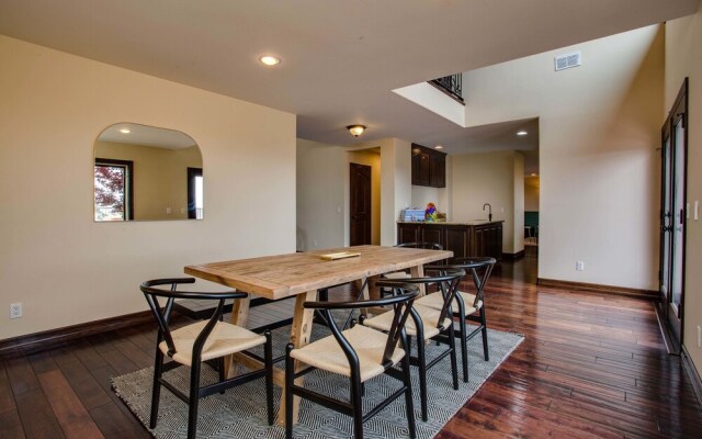 Stunning 5br/3.5ba House in La Jolla